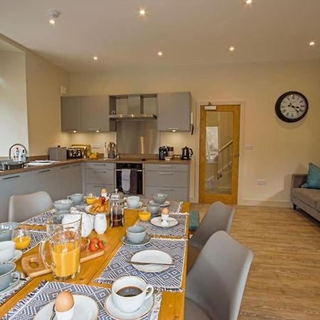Beautiful Central Windermere Apartment Buitenkant foto