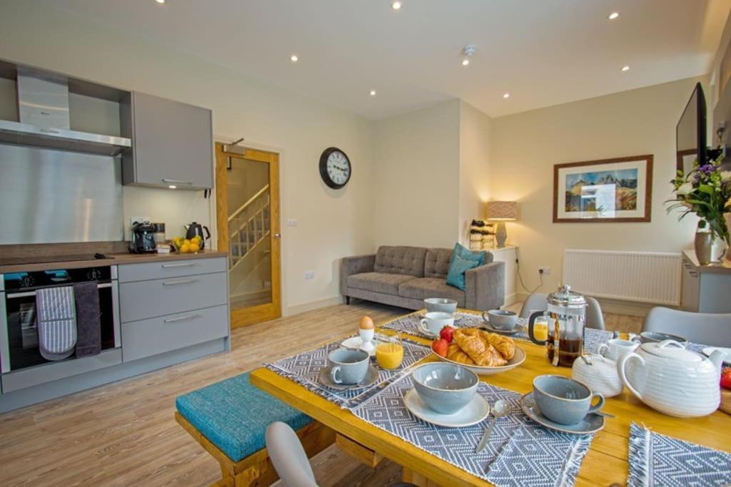 Beautiful Central Windermere Apartment Buitenkant foto